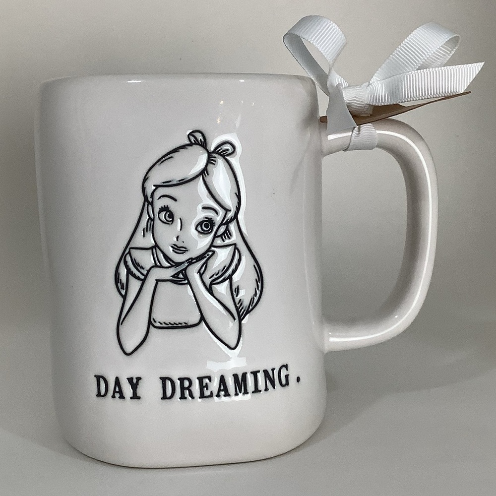 NWT Rae Dunn New Disney Mug Alice in Wonderland